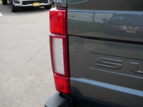 Used 2020 Ford F250 Lariat w/ Lariat Ultimate Package AWD/4WD image 17