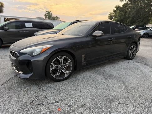 Used 2021 Kia Stinger GT-Line w/ Sun & Sound Package RWD image 11