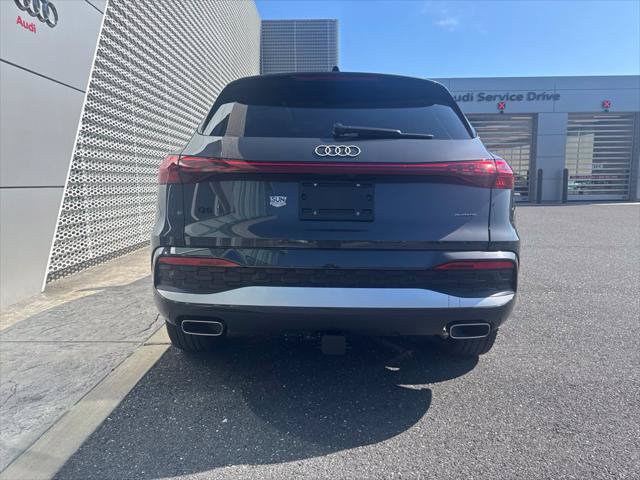 Used 2025 Audi Q5 Premium Plus w/ Premium Plus AWD/4WD image 14