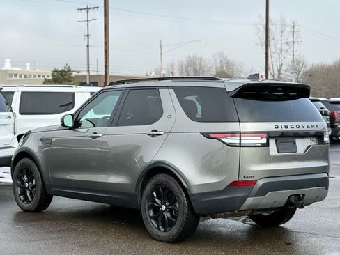 Used 2018 Land Rover Discovery SE image 44