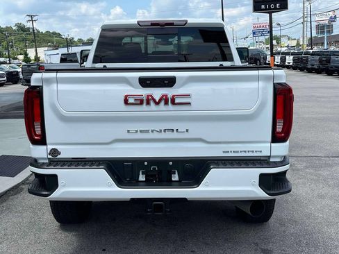 Certified 2021 GMC Sierra 2500 Denali AWD/4WD image 4
