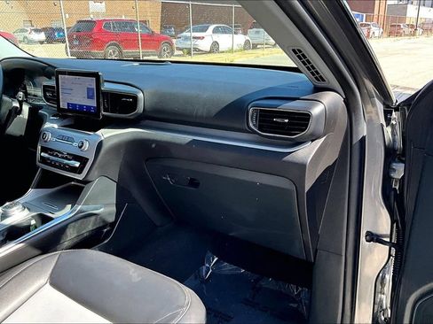 Used 2023 Ford Explorer XLT w/ Equipment Group 202A AWD/4WD image 15