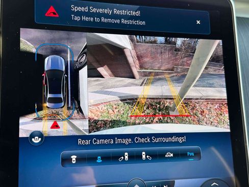 Certified 2023 Mercedes-Benz C 300 4MATIC Sedan image 25