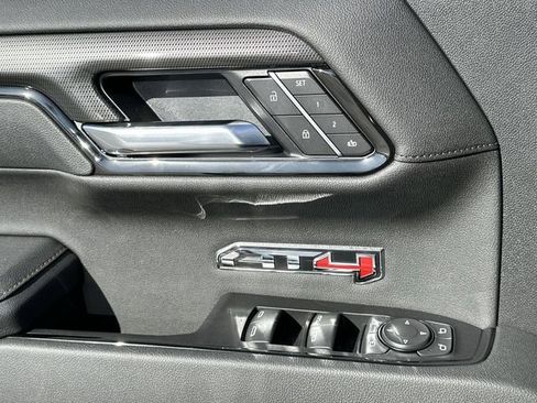 New 2026 GMC Sierra 1500 AT4 w/ AT4 Premium Package AWD/4WD image 24