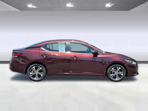 Used 2021 Nissan Sentra SV FWD image 7