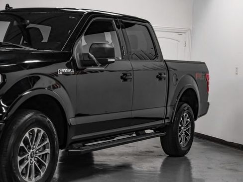 Used 2018 Ford F150 XLT w/ Equipment Group 302A Luxury AWD/4WD image 8