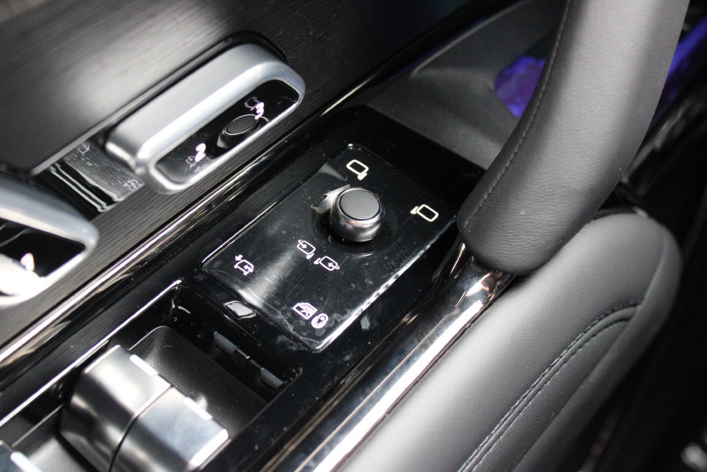New 2027 Land Rover Range Rover Sport SE AWD/4WD image 26