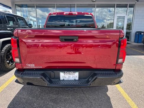 Certified 2024 Chevrolet Colorado Z71 w/ Z71 Convenience Package 2 AWD/4WD image 5