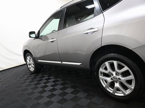 Used 2011 Nissan Rogue SV w/ SL Pkg image 14