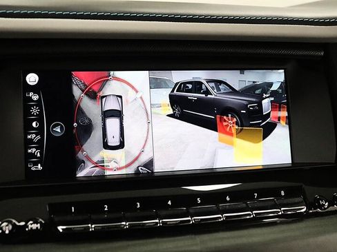 Used 2022 Rolls-Royce Cullinan w/ Cullinan Package AWD/4WD image 55