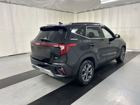 Used 2024 Kia Seltos S AWD/4WD image 2