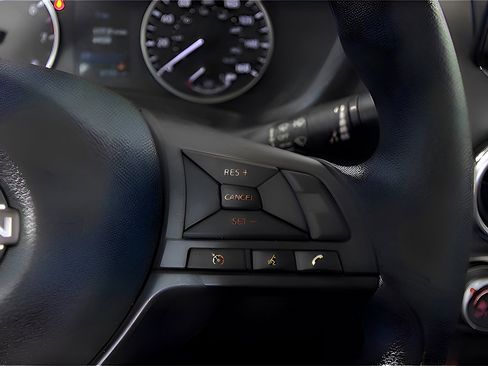 Used 2024 Nissan Sentra S image 28