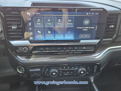 Used 2024 Chevrolet Silverado 1500 LT Trail Boss w/ Convenience Package II image 15