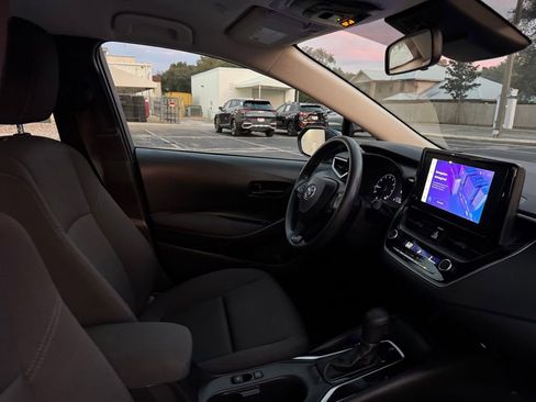 Used 2023 Toyota Corolla LE image 29