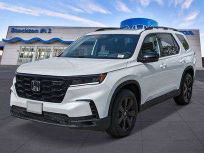New 2025 Honda Pilot Black Edition