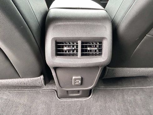 Used 2024 Chevrolet Equinox RS w/ RS Leather Package FWD image 10