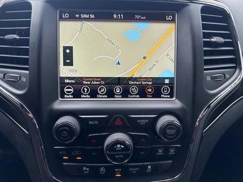 Used 2018 Jeep Grand Cherokee Limited w/ Trailer Tow Group IV image 31