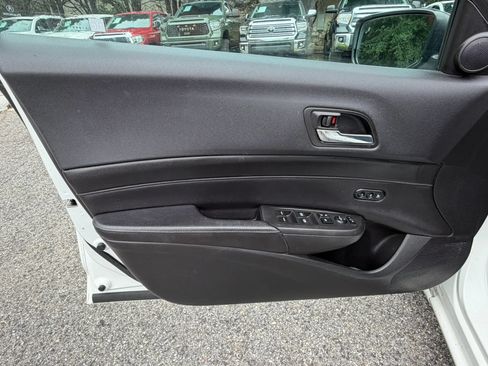 Used 2018 Acura ILX FWD image 15