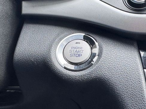 Used 2017 Hyundai Elantra Limited w/ Limited Tech Package 04 image 6