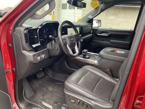 Used 2022 GMC Sierra 1500 SLT AWD/4WD image 37