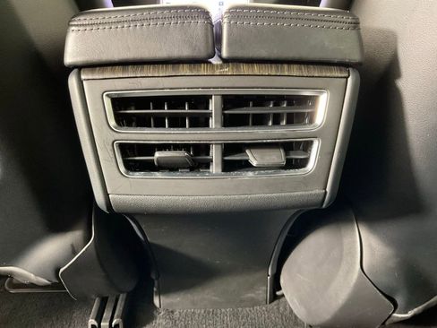 Used 2015 Tesla Model S P90D image 16