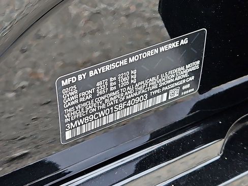 Certified 2025 BMW 330i xDrive Sedan w/ Premium Package image 27