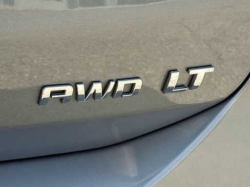 Used 2024 Chevrolet Equinox LT AWD/4WD image 31