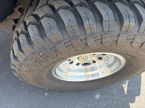 Used 2002 Jeep Wrangler Sahara AWD/4WD image 5