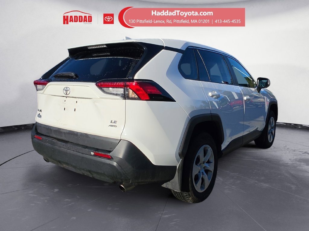 Used 2023 Toyota RAV4 LE AWD/4WD image 6