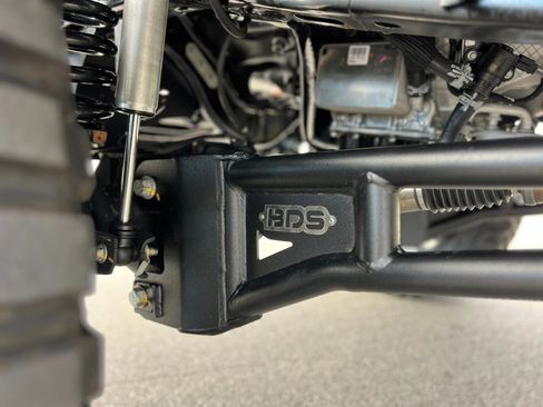 New 2026 Ford F250 Lariat w/ Black Appearance Package image 17