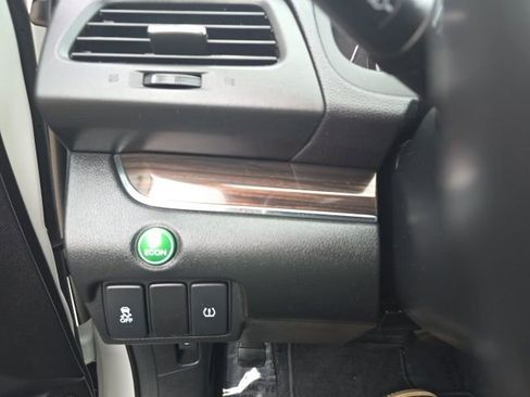 Used 2016 Honda CR-V EX-L image 18