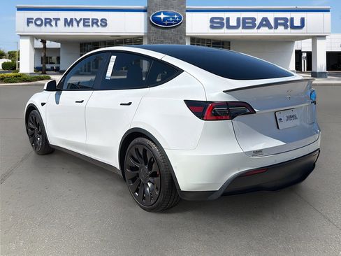 Used 2021 Tesla Model Y Performance image 5