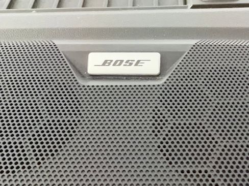 Used 2023 GMC Canyon Denali image 21