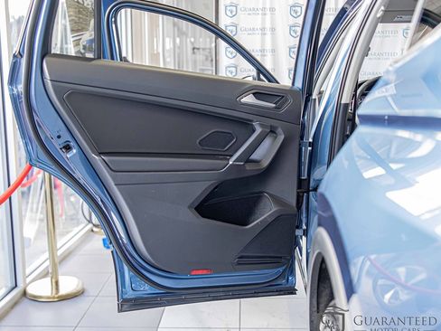Used 2020 Volkswagen Tiguan SEL image 34