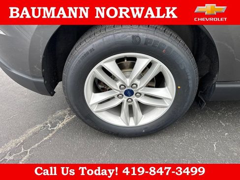 Used 2016 Ford Edge SEL FWD image 11