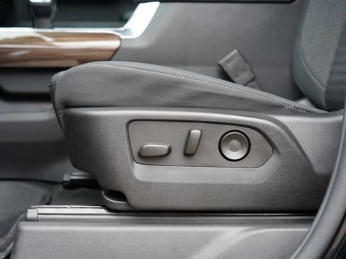 Used 2023 Chevrolet Silverado 1500 RST image 15