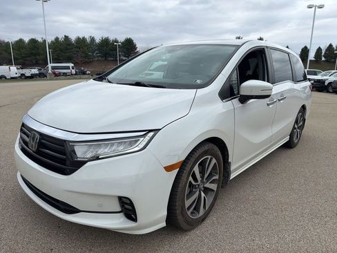 Used 2023 Honda Odyssey Touring image 4