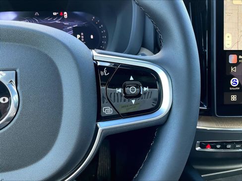 New 2026 Volvo XC60 B5 Plus w/ Protection Package Premier image 18