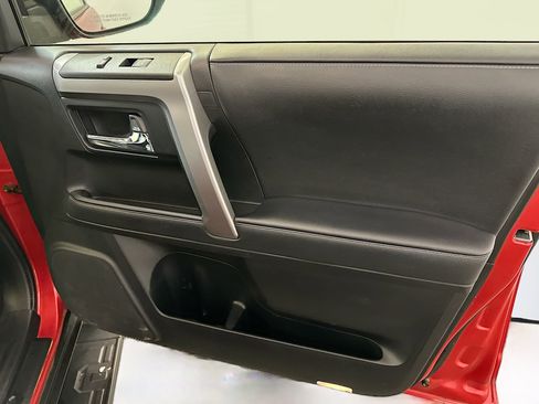 Used 2024 Toyota 4Runner SR5 Premium image 33