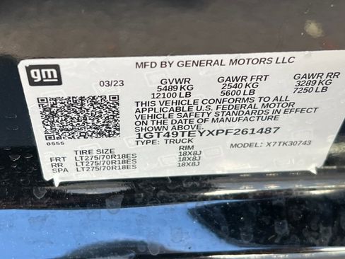 Used 2023 GMC Sierra 3500 SLE w/ SLE Value Package image 24