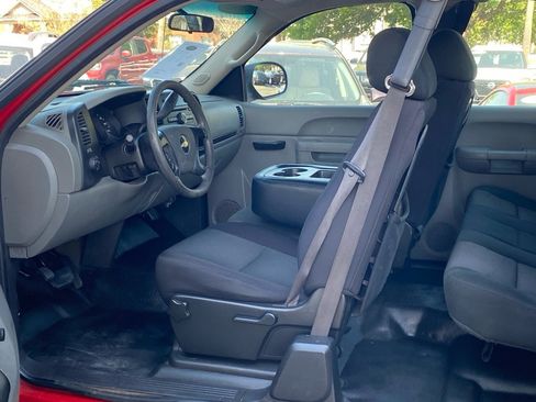 Used 2010 Chevrolet Silverado 1500 W/T RWD image 18