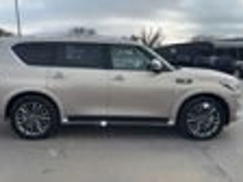 Used 2019 INFINITI QX80 Luxe w/ Proactive Package image 14