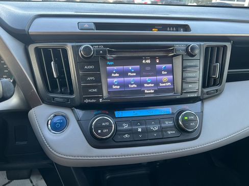 Used 2017 Toyota RAV4 XLE image 14
