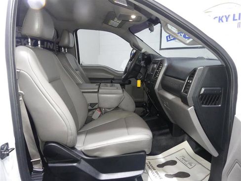 Used 2017 Ford F250 XL AWD/4WD image 18