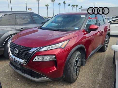Used 2023 Nissan Rogue SV FWD image 3