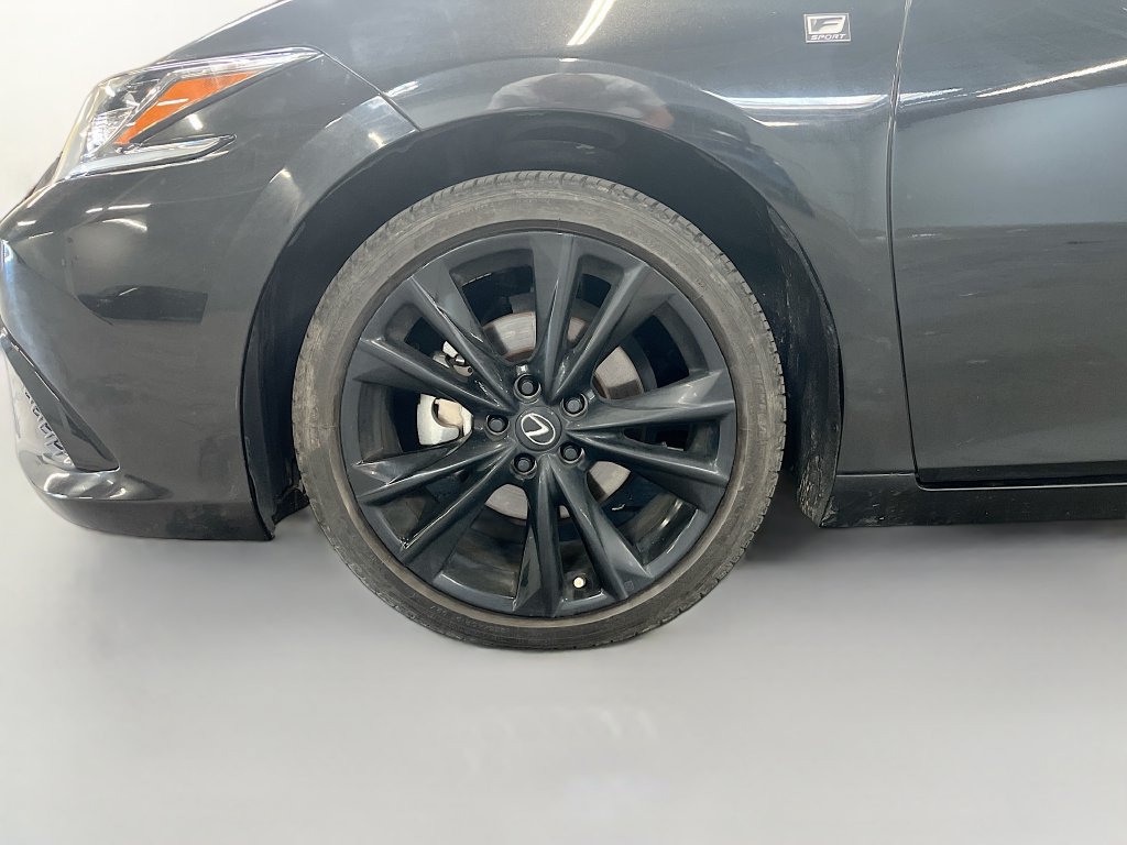 Used 2024 Lexus ES 350 F Sport w/ Accessory Package (Z2) FWD image 33