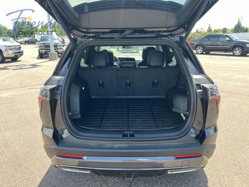 Certified 2025 Chevrolet Equinox ACTIV AWD/4WD image 12