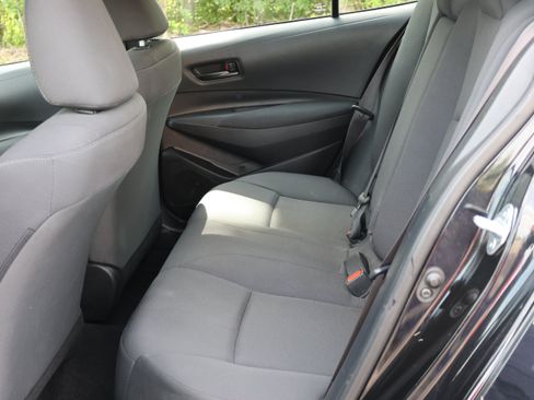 Used 2024 Toyota Corolla LE FWD image 14