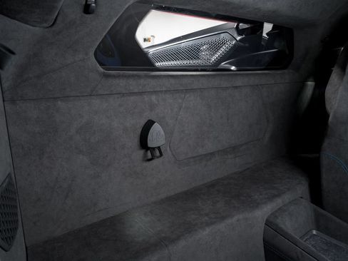 Used 2025 Lamborghini Revuelto AWD/4WD image 28