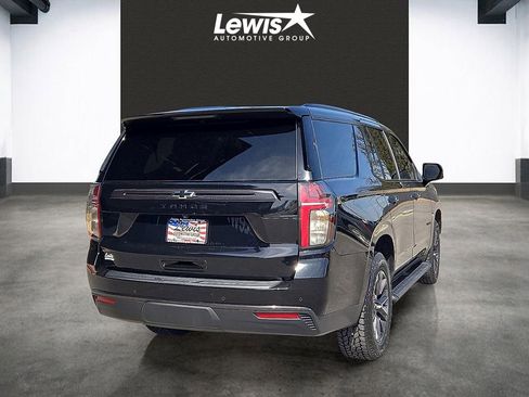 Used 2021 Chevrolet Tahoe Z71 w/ Z71 Off-Road Package AWD/4WD image 4
